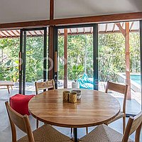 Charming Riverside Villa In Tumbak Bayuh. Villas in Bali for Sale: Вилла в Tumbak Bayuh, Балиан за 232 тыс. USD. Leasehold. Предварительный просмотр фото #2