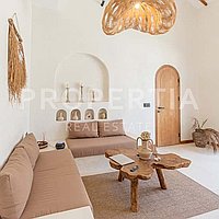 Charming Mediterranean Villa In Bingin. Villas in Bali for Sale: Вилла в Бингин, Балиан за 250 тыс. USD. Leasehold. Предварительный просмотр фото #3