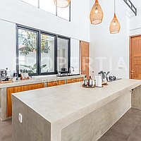 Exquisite Modern Villa In Bingin. Villas in Bali for Sale: Вилла в Бингин, Балиан за 494 тыс. USD. Leasehold. Предварительный просмотр фото #2