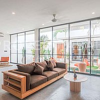 Gorgeous Modern Tropical Villa In Tumbak Bayuh. Villas in Bali for Sale: Вилла в Tumbak Bayuh, Балиан за 180 тыс. USD. Leasehold. Предварительный просмотр фото #1