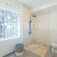 Gorgeous Modern Tropical Villa In Tumbak Bayuh. Villas in Bali for Sale: Вилла в Tumbak Bayuh, Балиан за 14,1 млн. RUB. Leasehold. Предварительный просмотр фото #11