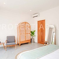 Gorgeous Modern Tropical Villa In Tumbak Bayuh. Villas in Bali for Sale: Вилла в Tumbak Bayuh, Балиан за 14,1 млн. RUB. Leasehold. Предварительный просмотр фото #14