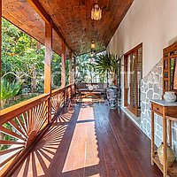 Stunning South European Style Villa In Canggu. Villas in Bali for Sale: Vila di dalam Tumbak Bayuh, Bali untuk 10,6 Miliar IDR. Leasehold. Pratinjau foto #12