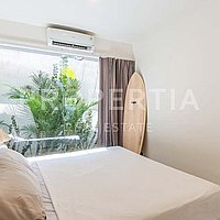 Cozy Villa Steps From Seseh Beach. Villas in Bali for Sale: Вилла в Сесех, Балиан за 182 тыс. USD. Leasehold. Предварительный просмотр фото #3