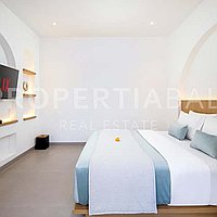 Finished 2 Bedrooms Villa In The Prime Area Of Berawa. Villas in Bali for Sale: Вилла в Берава (Чангу), Балиан за 344 тыс. USD. Freehold. Предварительный просмотр фото #4