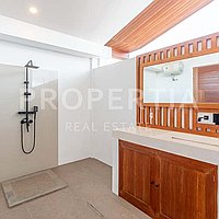 Spacious Villa Minutes From Bingin Beach. Villas in Bali for Sale: Vila di dalam Bingin, Bali untuk 6,1 Miliar IDR. Leasehold. Pratinjau foto #11