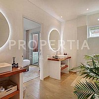 Stunning Luxury Family Villa In Berawa. Villas in Bali for Sale: Вилла в Берава (Чангу), Балиан за 763 тыс. USD. Leasehold. Предварительный просмотр фото #4