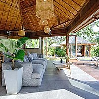 Stunning Balinese Villa Steps To The Beach. Villas in Bali for Sale: Вилла в Бингин, Балиан за 406 тыс. USD. Leasehold. Предварительный просмотр фото #7