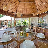 Stunning Balinese Villa Steps To The Beach. Villas in Bali for Sale: Вилла в Бингин, Балиан за 406 тыс. USD. Leasehold. Предварительный просмотр фото #6