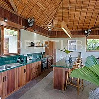 Stunning Balinese Villa Steps To The Beach. Villas in Bali for Sale: Вилла в Бингин, Балиан за 406 тыс. USD. Leasehold. Предварительный просмотр фото #4