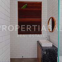 Beautiful Modern Villa In Babakan. Villas in Bali for Sale: Вилла в Babakan, Балиан за 12,1 млн. RUB. Leasehold. Предварительный просмотр фото #6