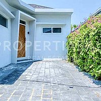 Stunning Modern Family Home In Berawa. Villas in Bali for Sale: Вилла в Берава (Чангу), Балиан за 293 тыс. USD. Leasehold. Предварительный просмотр фото #11
