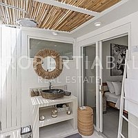 Stunning Modern Family Home In Berawa. Villas in Bali for Sale: Вилла в Берава (Чангу), Балиан за 293 тыс. USD. Leasehold. Предварительный просмотр фото #4