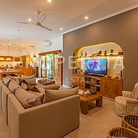 Spacious Family Home In Buduk. Villas in Bali for Sale: Вилла в Балиан за 526 тыс. USD. Leasehold. Предварительный просмотр фото #2