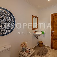 Spacious Family Home In Buduk. Villas in Bali for Sale: Вилла в Балиан за 527 тыс. USD. Leasehold. Предварительный просмотр фото #8