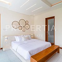 Stunning Modern Family Villa In Berawa. Villas in Bali for Sale: Vila di dalam Berawa (Canggu), Bali untuk 5 Miliar IDR. Leasehold. Pratinjau foto #7