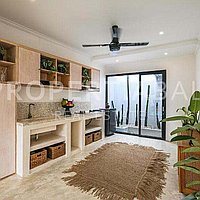 Beautiful Villa In The Heart Of Berawa. Villas in Bali for Sale: Vila di dalam Berawa (Canggu), Bali untuk 3,9 Miliar IDR. Leasehold. Pratinjau foto #7