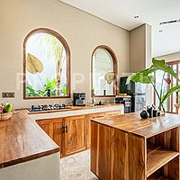 Beautiful Villa With Rice Field Views In Tumbak Bayuh. Villas in Bali for Sale: Vila di dalam Tumbak Bayuh, Bali untuk 3,3 Miliar IDR. Leasehold. Pratinjau foto #12