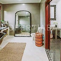 Modern Balinese Family Home In Umalas. Villas in Bali for Sale: Вилла в Умалас, Балиан за 28,5 млн. RUB. Leasehold. Предварительный просмотр фото #8