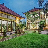 Modern Balinese Family Home In Umalas. Villas in Bali for Sale: Вилла в Умалас, Балиан за 28,5 млн. RUB. Leasehold. Предварительный просмотр фото #16