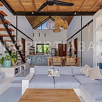 Tranquil Modern Villa In Cepaka. Villas in Bali for Sale: Вилла в Cepaka, Балиан за 17,0 млн. RUB. Leasehold. Предварительный просмотр фото #1