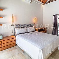 Balinese Style Family Home In Berawa. Villas in Bali for Sale: Вилла в Берава (Чангу), Балиан за 503 тыс. USD. Freehold. Предварительный просмотр фото #7