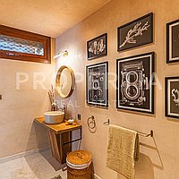 Stunning Tropical Wooden Villa In Buduk. Villas in Bali for Sale: Вилла в Buduk, Балиан за 211 тыс. USD. Leasehold. Предварительный просмотр фото #18