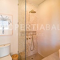 Amazing Tropical Inspired Villa In The Heart Of Bumbak. Villas in Bali for Sale: Вилла в Умалас, Балиан за 234 тыс. USD. Leasehold. Предварительный просмотр фото #12