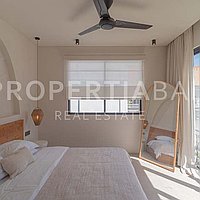 Amazing Tropical Inspired Villa In The Heart Of Bumbak. Villas in Bali for Sale: Вилла в Умалас, Балиан за 234 тыс. USD. Leasehold. Предварительный просмотр фото #10