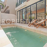 Amazing Tropical Inspired Villa In The Heart Of Bumbak. Villas in Bali for Sale: Вилла в Умалас, Балиан за 234 тыс. USD. Leasehold. Предварительный просмотр фото #24