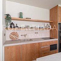 Amazing Tropical Inspired Villa In The Heart Of Bumbak. Villas in Bali for Sale: Вилла в Умалас, Балиан за 234 тыс. USD. Leasehold. Предварительный просмотр фото #3