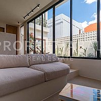 Amazing Tropical Inspired Villa In The Heart Of Bumbak. Villas in Bali for Sale: Вилла в Умалас, Балиан за 234 тыс. USD. Leasehold. Предварительный просмотр фото #5