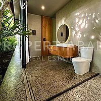 Beautiful Modern Industrial Villas In Buduk. Villas in Bali for Sale: Вилла в Buduk, Балиан за 23,1 млн. RUB. Leasehold. Предварительный просмотр фото #10