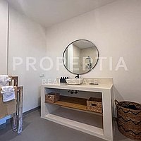 Charming Tropical Villa In Tumbak Bayuh. Villas in Bali for Sale: Vila di dalam Tumbak Bayuh, Bali untuk 2,4 Miliar IDR. Leasehold. Pratinjau foto #9