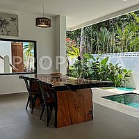 Charming Tropical Villa In Tumbak Bayuh. Villas in Bali for Sale: Вилла в Tumbak Bayuh, Балиан за 143 тыс. USD. Leasehold. Предварительный просмотр фото #1