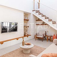 Charming Mediterranean Villa In Ungasan. Villas in Bali for Sale: Вилла в Унгасан, Балиан за 252 тыс. USD. Freehold. Предварительный просмотр фото #4