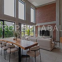 Outstanding Industrial Style Family Villa In Berawa. Villas in Bali for Sale: Вилла в Берава (Чангу), Балиан за 801 тыс. USD. Leasehold. Предварительный просмотр фото #1
