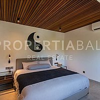 Outstanding Industrial Style Family Villa In Berawa. Villas in Bali for Sale: Вилла в Берава (Чангу), Балиан за 801 тыс. USD. Leasehold. Предварительный просмотр фото #10