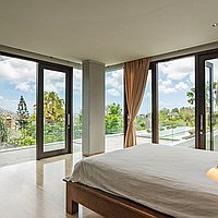 Ultra-chic modern villa with panoramic views of Jimbaran Bay and Benoa. Villas in Bali for Sale: Вилла в Bukit South, Балиан за 1509 тыс. USD. Freehold. Предварительный просмотр фото #11
