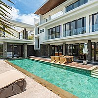 Ultra-chic modern villa with panoramic views of Jimbaran Bay and Benoa. Villas in Bali for Sale: Вилла в Bukit South, Балиан за 1509 тыс. USD. Freehold. Предварительный просмотр фото #2