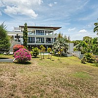 Ultra-chic modern villa with panoramic views of Jimbaran Bay and Benoa. Villas in Bali for Sale: Вилла в Bukit South, Балиан за 1509 тыс. USD. Freehold. Предварительный просмотр фото #3