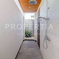 Stunning Modern Family Home In Uluwatu. Villas in Bali for Sale: Вилла в Улувату, Балиан за 40,9 млн. RUB. Freehold. Предварительный просмотр фото #16