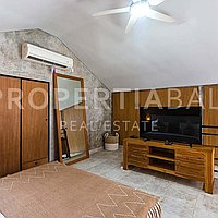 Modern Loft In The Heart Of Bumbak. Villas in Bali for Sale: Вилла в Умалас, Балиан за 110 тыс. USD. Leasehold. Предварительный просмотр фото #3