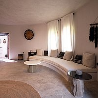 Unique and luxurious 2 bedrooms haven in Ungasan. Villas in Bali for Sale: Вилла в Балиан за 201 тыс. USD. Leasehold. Предварительный просмотр фото #2