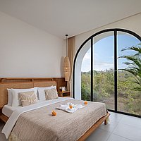 Three bedroom Balangan villa with breathtaking vistas. Villas in Bali for Sale: Вилла в Bukit West, Балиан за 255 тыс. USD. Leasehold. Предварительный просмотр фото #1