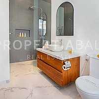 Stunning Modern Villa In Padonan. Villas in Bali for Sale: Вилла в Padonan, Балиан за 3,2 млрд. IDR. Leasehold. Предварительный просмотр фото #10