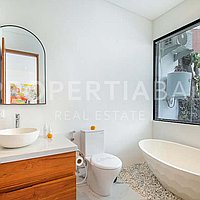 Stunning Modern Villa In Padonan. Villas in Bali for Sale: Вилла в Padonan, Балиан за 3,2 млрд. IDR. Leasehold. Предварительный просмотр фото #11