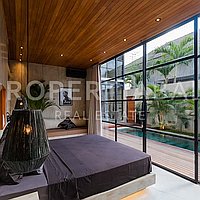 Stunning Modern Industrial Villa In Babakan. Villas in Bali for Sale: Вилла в Babakan, Балиан за 402 тыс. USD. Leasehold. Предварительный просмотр фото #14