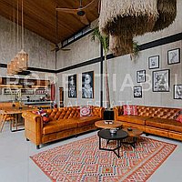 Stunning Modern Industrial Villa In Babakan. Villas in Bali for Sale: Вилла в Babakan, Балиан за 402 тыс. USD. Leasehold. Предварительный просмотр фото #1