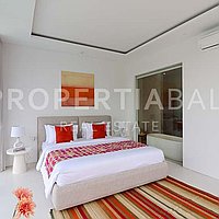 Timeless Luxury Family Villa In Berawa. Villas in Bali for Sale: Вилла в Берава (Чангу), Балиан за 1114 тыс. USD. Freehold. Предварительный просмотр фото #11